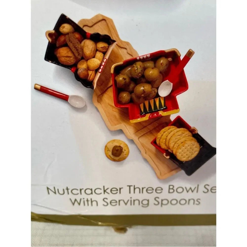 Red and Black Nutcracker 3 Bowls with Serving Spoons